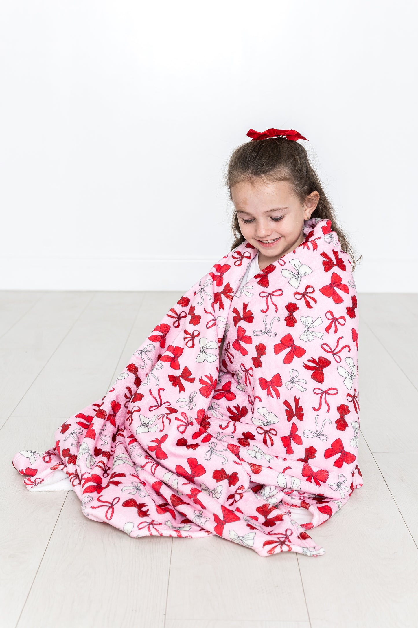 Plush Blanket-Red Bows